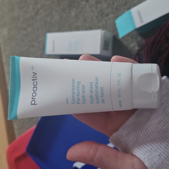 Proactive Complexion Hydrator 89mL/3 FL OZ - Picture 4 of 4